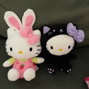 Hello kitty plush bundle